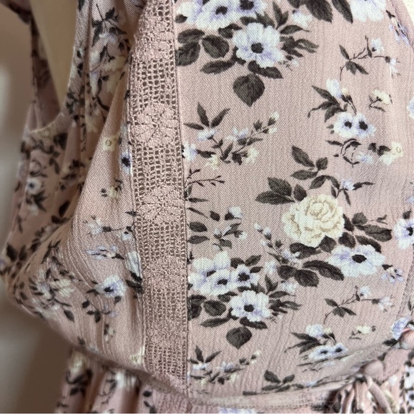 NWOT AMERICAN EAGLE Floral Maxi Dress. Size Small - Picture 11 of 15